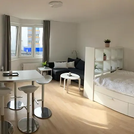 Bonbon Nerstr Vollstaendig Eingerichtetes Mit Parkplatz Apartamento *